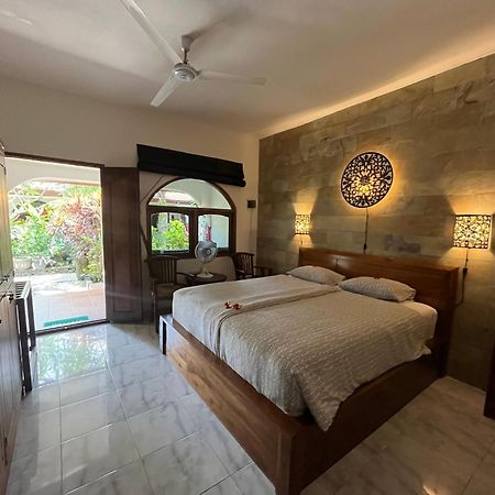 Catra Homestay Beach Apartments จันดีดาซา ภายนอก รูปภาพ