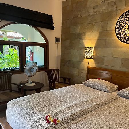 Catra Homestay Beach Apartments จันดีดาซา ภายนอก รูปภาพ